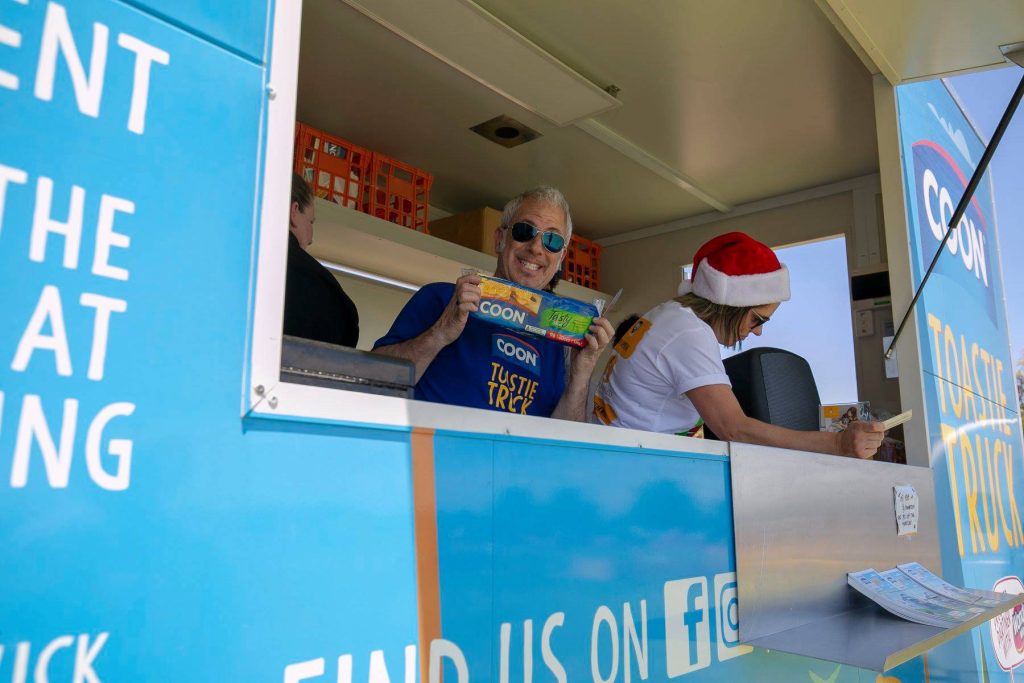 Merry Christmas for the 4Legs "Jingle Balls, Dogs Day Out" festival of dogs and christmas